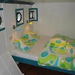 Boat & Breakfast Alhena *