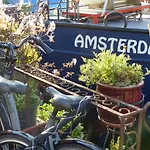 Boat & Breakfast Alhena